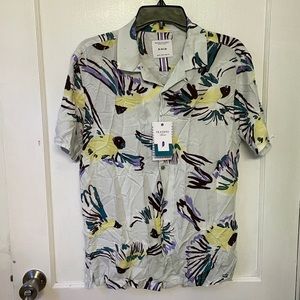 NWT Cool bird print viscose buttondown